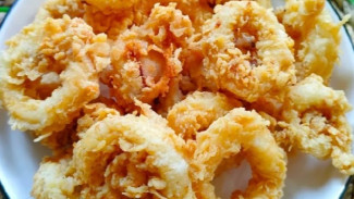 Cumi Goreng Tepung Crispy, Renyahnya Bikin Nagih Banget!