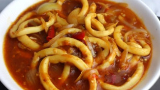 Cumi Saus Tiram Rumahan, Gurihnya Bikin Lidah Happy Terus!