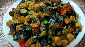Resep Tumis Tempe Jamur Kuping Terasi, Sensasi Rasa Nusantara yang Bikin Ketagihan!