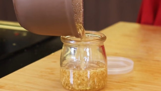 Cara Bikin Garlic Oil ala Chef Devina Hermawan, Rahasia Masakan Jadi Lebih Enak!