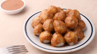 Resep Cilok Bumbu Kacang dengan Takaran Sendok, Praktis dan Enak
