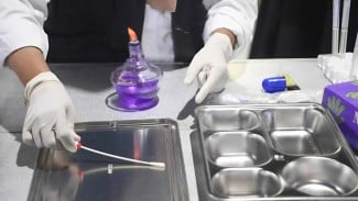Nampan MBG Diduga Mengandung Minyak Babi Istana Minta BPOM yang Uji