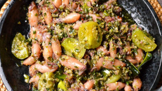 Resep Cumi Asin Cabe Ijo, Perpaduan Pedas Gurih yang Juara