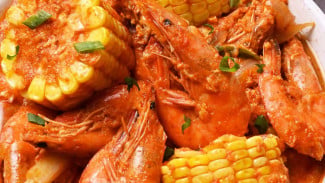 Hidangan Udang Saus Padang, Cocok untuk Pecinta Makanan Pedas