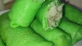 Dadar Gulung Tradisional Manis Legit, Camilan Bikin Nostalgia!