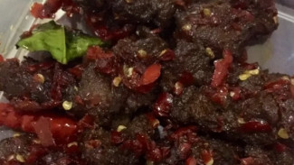 Dendeng Sapi Manis Pedas Kecap, Sekali Coba Auto Ketagihan!