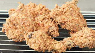 Resep Fried Chicken Ala Chef Devina Hermawan, Bumbu Meresap Sempurna dan Enak Serasa Beli