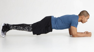 Manfaat yang Kamu Dapat Dari Melakukan Latihan Plank Setiap Hari