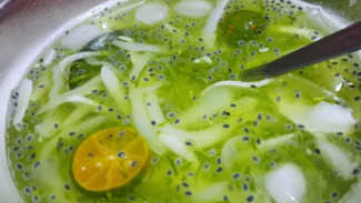 Es Timun Serut Kumut Segarnya Bikin Ketagihan