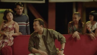 Nicholas Saputra Berakting Luar Biasa, 4 Karakter Berbeda di Film Siapa Dia Karya Garin Nugroho