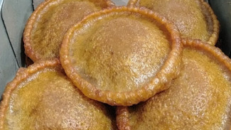 Resep Kue Cucur Gula Merah Bersarang Anti Gagal