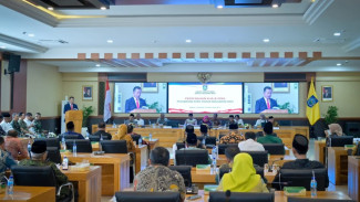 Kantor Dibakar, DPRD NTB Gelar Rapat Paripurna di Kantor Gubernur