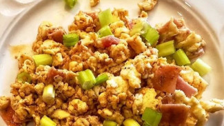 Telur Orak-Arik Gochujang, Resep Sarapan Mudah yang Enak