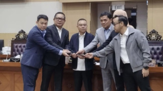 Buntut Sorotan Publik, NasDem Copot Sahroni dari Pimpinan Komisi III dan Tunjuk Rusdi Masse sebagai Pengganti!