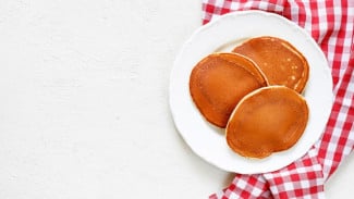 Butuh Camilan Manis? Yuk Coba Buat Pancake Cokelat yang Simpel Tapi Tetap Enak!