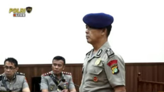 Tersedak Tangis, Inilah Pengakuan Sopir Rantis Brimob di Kasus Ojol Tewas