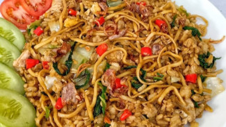 Resep Nasi Goreng Mawut, Masakan Praktis Mengenyangkan yang Bikin Ketagihan