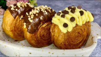 Sensasi Baru di Dunia Kuliner, Cromboloni, Persilangan Manis Croissant dan Bomboloni