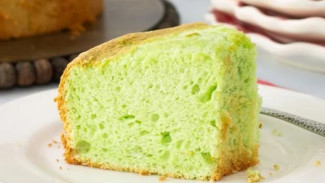 Bikin Chiffon Cake Pandan Sendiri di Rumah yang Lembut dan Enak