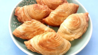 Karipap Malaysia Renyah Isinya Bikin Nagih Terus