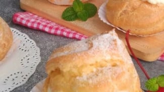 Kue Sus Lembut Isi Manisnya Bikin Meleleh