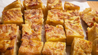 Camilan Praktis dan Lezat, Resep Martabak Mie Keju Kornet Ala Chef Firhan