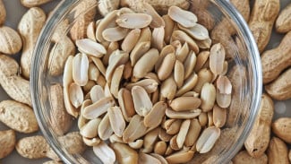 Resep Kacang Bawang Oven Tanpa Minyak yang Renyah dan Sehat, Cemilan Praktis Kapan Saja