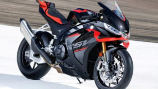 Harga dan Fitur Motor Aprilia RSV4, Superbike Canggih dari Italia!