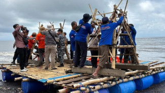 Pemkab Banyuwangi Tenggelamkan Fish Bank, Upaya Konservasi Ekosistem Laut
