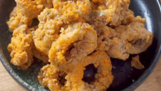 Resep Cheesy Calamari Ala Chef Jesselyn, Camilan Krispi Lezat dan Mudah Dibuat