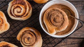 Cinnamon Roll Rumahan, Teman Pas Ngopi Sore yang Nikmat