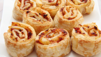Resep Pizza Gulung Lezat dan Praktis, Camilan Rumahan yang Bikin Ketagihan