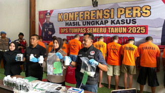 Berhasil Amankan 1 Ons Sabu Sebelum Diedarkan, Polres Situbondo Bekuk 11 Tersangka Kasus Narkoba