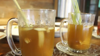Wedang Jahe Hangat Khas Jawa Tengah Untuk Hangan Tubuh