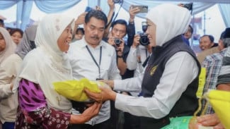 Jaga Daya Beli Warga, Pemprov Jatim Gelar Pasar Murah yang Jual Beras dan Telur di Bawah Harga Pasar!