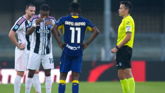 Rugikan Juventus Saat Lawan Hellas Verona, Wasit Antonio Rapuano Terancam Turun ke Serie B
