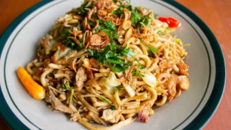 Bingung Masak Apa? Coba Resep Mie Goreng Jawa Bumbu Medok Ini Dijamin Keluarga Suka