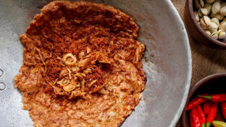 Resep Kerak Telor Betawi Rumahan Enak, Hidangan Khas Penuh Cita Rasa