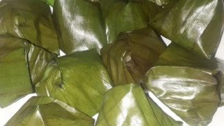 Kue Bugis Ketan Isi Kelapa Manis Lembut