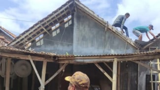 BNPB Konfirmasi Angin Kencang Rusak 55 Rumah di Jember