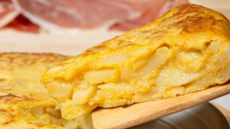 Resep Martabak Mie Keju, Ide Camilan Praktis Lezat dan Favorit Keluarga