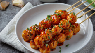 Resep Pentol Bakar Saus Madu, Gurih Manis dan Smokey