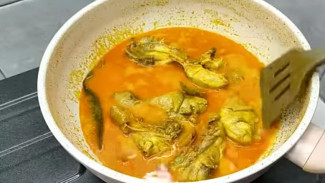 Resep Gulai Ayam Kuning Pedas Gurih