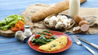 Resep Dadar Sayur Keju, Gurih Lembut dengan Isi Melimpah
