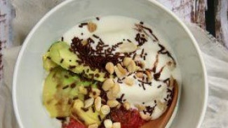 Nikmatnya Es Podeng Ditambah Es Krim, Kombinasi yang Bikin Ketagihan!