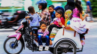 Cator,  Wajah Lokal Transportasi Rakyat yang Tetap Bertahan di Era Modern