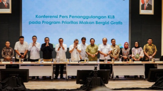 Prabowo Gerak Cepat! Pemerintah Perkuat BGN Usai Insiden Keracunan MBG