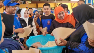 Pemkab Situbondo Siapkan 1.200 Nasi Bungkus Setiap Hari untuk Korban dan Relawan