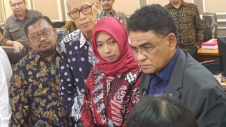 DPR Desak Kasus Kematian Diplomat Arya Daru Dibuka Kembali, Ekshumasi Jadi Pilihan