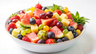 Salad Buah Vla Maizena, Dessert Segar Favorit Keluarga